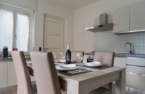 Malcesine Apartment | Unforgettable Stay at Stefi House: Perfect for Families!