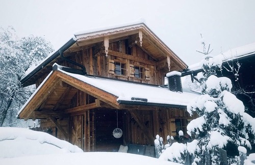 Maschl Ski Chalet | Stegstadl - Guest Rated 10/10 with Breakfast Included