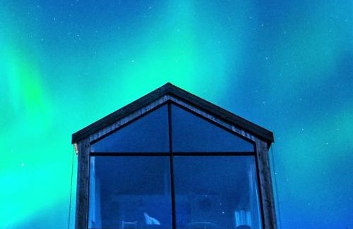 Rossoya Cabin | Discover Steigen Lodge Sjøhytter with Private Beach Access