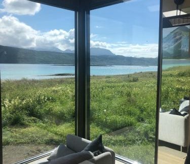 Rossoya Ski Chalet | Cozy Steigen Lodge Tiny House with Oceanfront Views