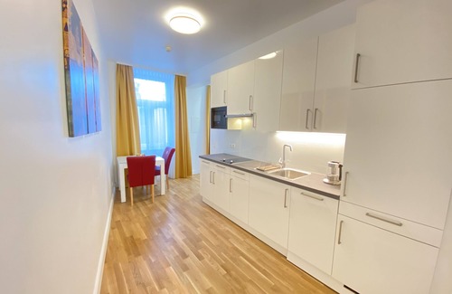 Favoriten Apartment | Elegant Steiner Residences Vienna with Family-Friendly Amenities