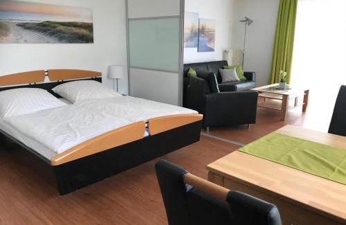 Stein Apartment | Beachfront Steiner Strandappartements with Ocean View