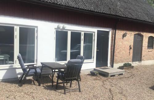 Forslov Apartment | Cozy Steiners Homestay: Pet-Friendly with Kitchen Amenities