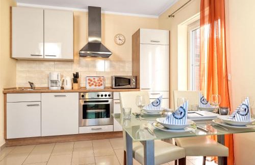 Kirchdorf Apartment | Discover Steinfurths Hüsing Morgenröte – Pet & Child Friendly
