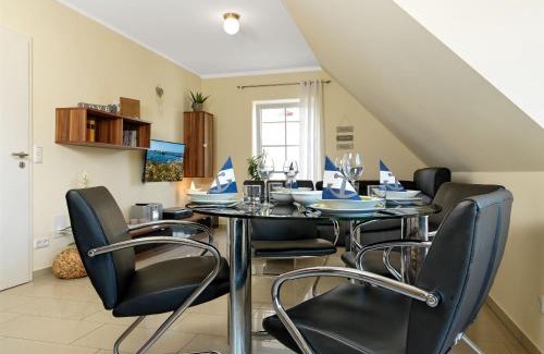 Kirchdorf Apartment | Relax at Steinfurths Hüsing Sonnendeck: Family & Pet Friendly
