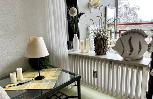 Region Hannover District Apartment | Tranquil Steinhuder Meer 2 Room Apartment with Sea View