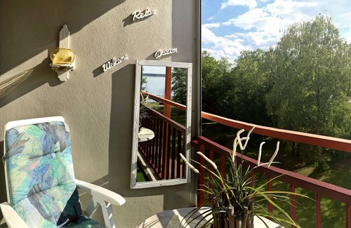 Region Hannover District Apartment | Tranquil Steinhuder Meer 2 Room Apartment with Sea View