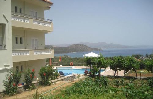 Istron Apartment | Oceanfront Stelios Apartments - Rated 9.2/10 with Pool