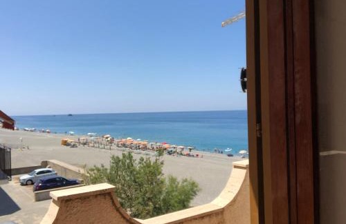 Annunziata Apartment | Stella d'Aurora Waterview: Oceanfront Bliss Awaits You