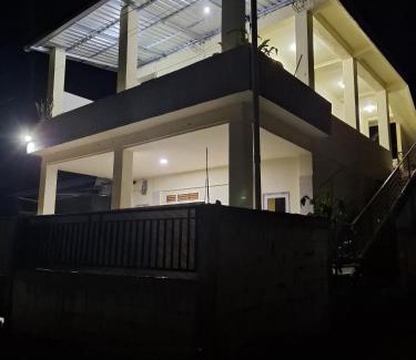 Labuan Bajo House | Stella Dell Mare Homestay and Tours