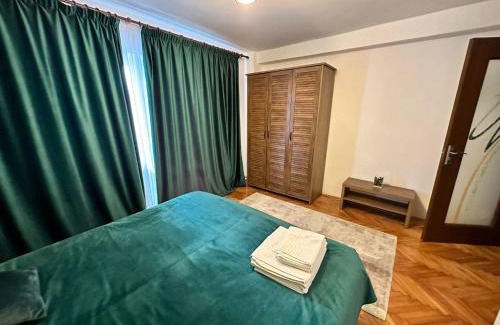 Balotesti Apartment | Cozy Retreat at Stella's - Guest Rated 9.7/10!