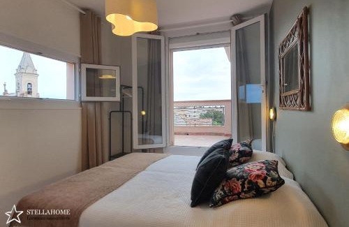 Sanary-sur-Mer Apartment | StellaHome - Sur Les Toits: Family-Friendly Retreat with Top Ratings