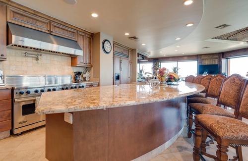 Puerto Penasco Condo | Oceanfront Las Palomas Condo: Perfect for Large Families