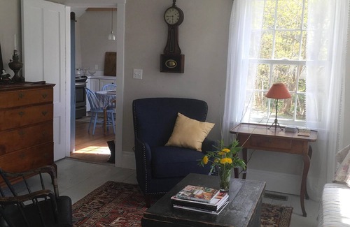 Warren House | Historic Riverside Cottage: Guest Rated 9.6 with Pool & Breakfast