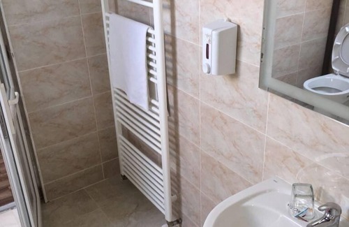 Alba Iulia House | Discover Step Inn: Family-Friendly Stays with Breakfast