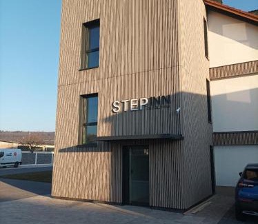 Rosbach vor der Hoehe Hotel | Discover STEP INN The Fair Hotel: Pet-Friendly Retreat