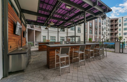Oak Lawn Apartment | Indulge in Relaxation at 4123 Cedar Springs Hotel