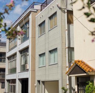 Onomichi House | Inviting Stay at Step Pier: Family-Friendly Retreat