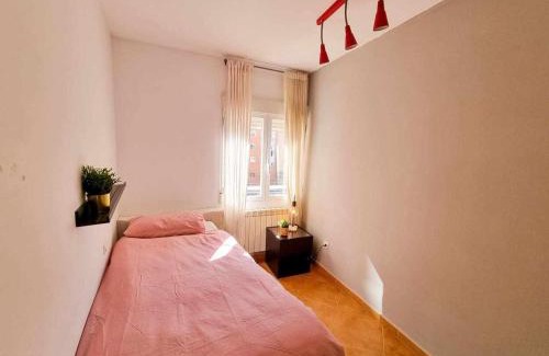 Barrio de Jesus Apartment | Discover Comfort at Step to El Pilar ComoTuCasa Hotel