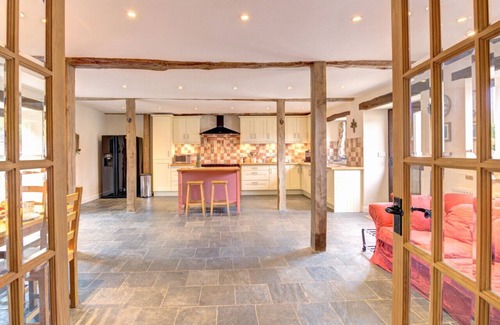 Marwood House | Spacious Stepps Farm House with Pool & Pet-Friendly Comfort