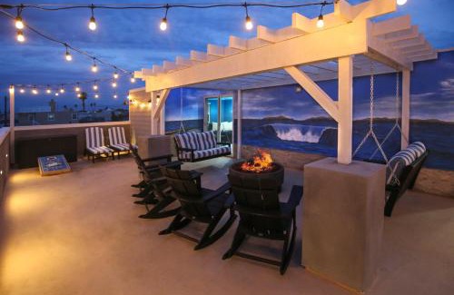 Silver Strand Villa | Charming Beach Home with Game Room and Ocean Views