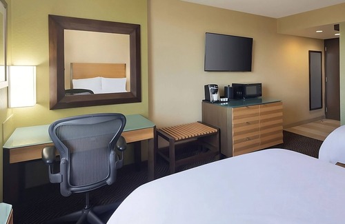 San Jose Hotel | Convenient Stay Near San Jose Airport with Family Amenities