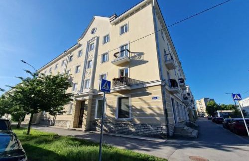 Kesklinn Apartment | Steps from A Le Coq and Old Town