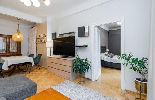 Kesklinn Apartment | Steps from A Le Coq and Old Town
