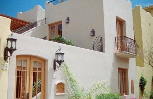 Nopolo Villa | Beachfront Bliss with Pool View: Rated 10/10 for Fun!