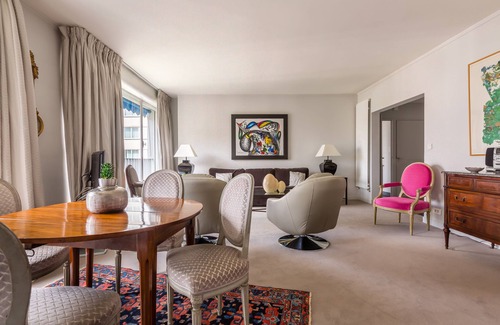 Grenelle Apartment | Unforgettable Stay Steps from the Eiffel Tower with Spa