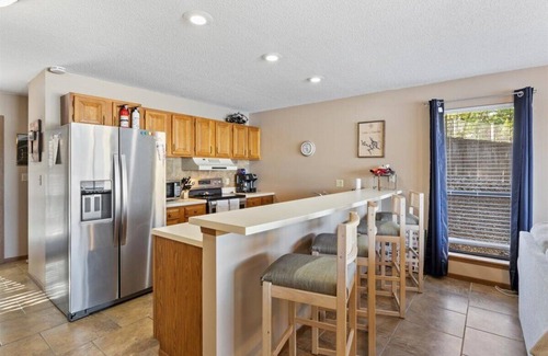 Osage Beach Condo | Lakefront Escape: Poolside Bliss with Endless Sunset Views