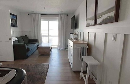Wells Beach Condo | Beachside Bliss: Bellevue by the Sea Awaits Your Maine Getaway