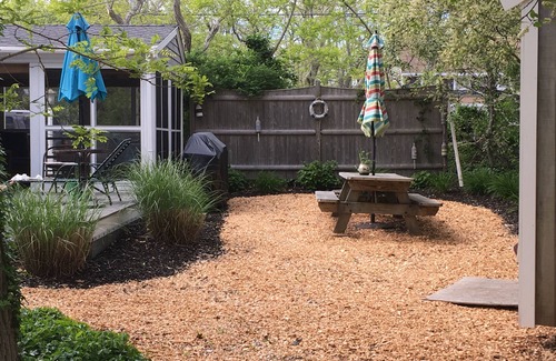 Campground Landing Cottage | Prime Location at Campground Beach: Oceanfront Bliss & More