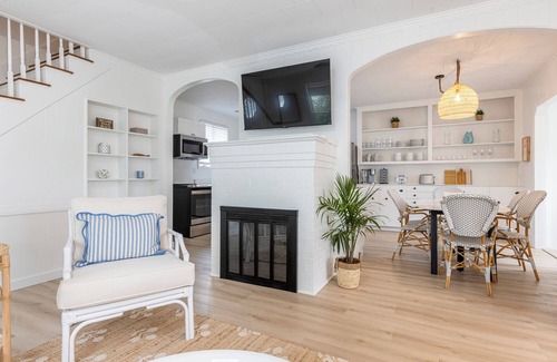 Old Orchard Beach Cottage | Beachside Cottage Retreat in Old Orchard Beach