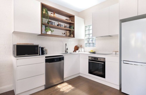 Newcastle East House | Beachside Terrace Retreat: Rated 10/10 with Ocean Views