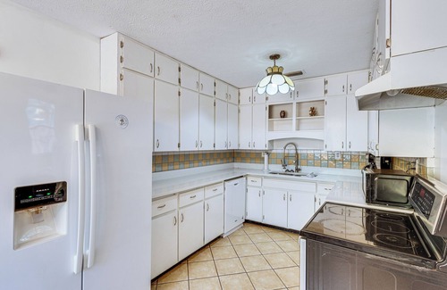 Carrabelle House | Steps to Beach: Carrabelle Family Home w/Patio!