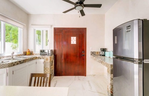 Puerto Morelos Condo | Tranquil Seaview Rooftop with Pool and Spa Amenities