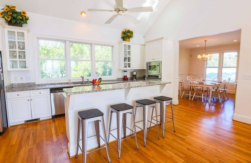 Folly Beach House | Ocean View Retreat: Steps to Beach, Pet Friendly & Relaxing