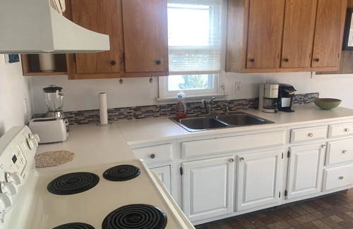 Manasquan House | Beachfront Bliss: Ocean View & Family-Friendly Retreat