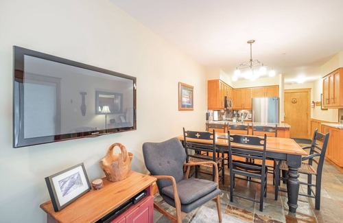 Upper Village Condo | Prime Location by Blackcomb | Hot Tub & Free Parking