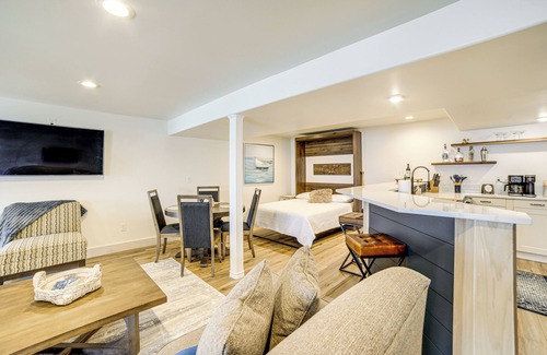 Clarklake Apartment | Steps to Clark Lake: Cozy Apartment w/Hot Tub