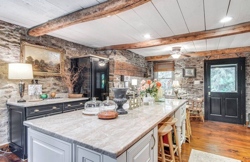 Finesville Cottage | Steps to Delaware Canal: Enchanting Stone Cottage!