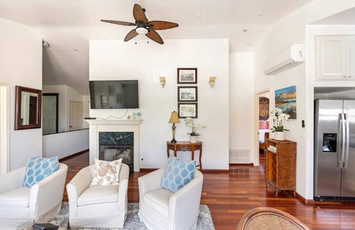 Village of La Jolla Condo | Steps to La Jolla Cove with Oceanfront Views & Spa Amenities