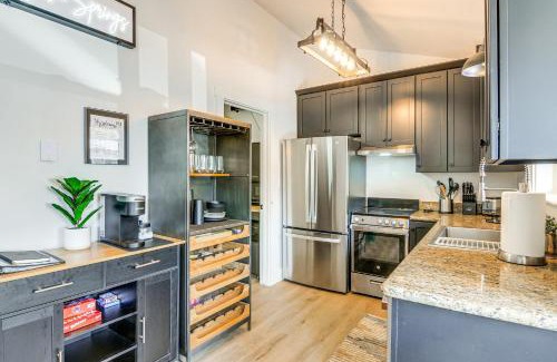 Pagosa Springs House | Steps to Lake and Kayaks Remodeled Townhome with AC