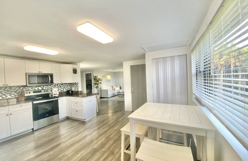 Pine Island House | Beachfront Escape: Kayaks & Pool Minutes from Weeki Wachee