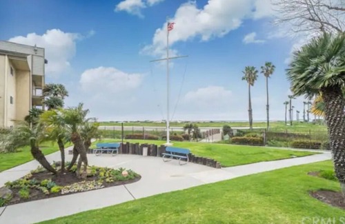 Port Hueneme Condo | Steps to the Sand! Ocean View Condo with Pool & Spa