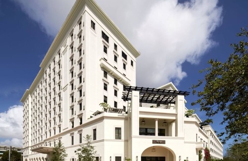 Coral Gables House | Convenient Getaway Near University of Miami with Rooftop Pool