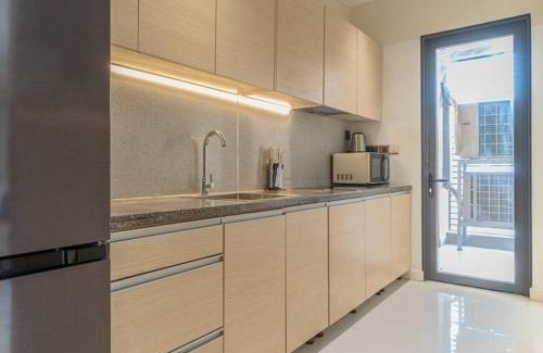 Little Japan Apartment | Convenient Getaway Near Vincom, Casino & Pool Access