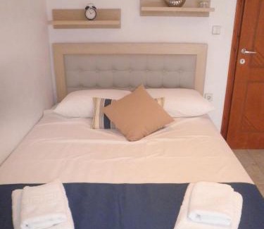 Ormos Panagias Apartment | Oceanfront Stergios Beach House with Exceptional Views