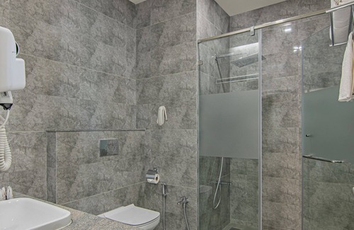 Waghoriya Hotel | Discover Sterling Aatapi Wonderland in Vadodra
